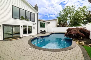 2647 Frances St, Bellmore, NY 11710 - Photo 31