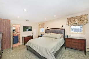 1932 Cynthia Ln, Merrick, NY 11566 - Photo 19
