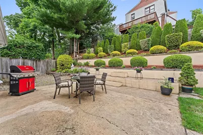 162 Midland Avenue, Yonkers, NY 10705 - Photo 19