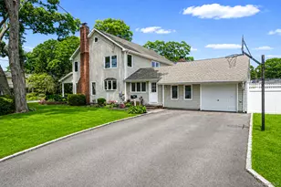 77 Toomey Rd, West Islip, NY 11795 - Photo 43
