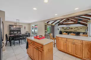 77 Toomey Rd, West Islip, NY 11795 - Photo 11