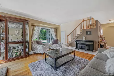 77 Toomey Road, West Islip, NY 11795 - Photo 7