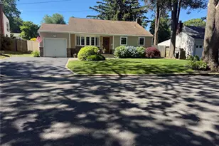 20 Via Continental, Huntington Station, NY 11746 - Photo 19