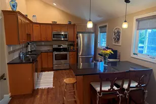 20 Via Continental, Huntington Station, NY 11746 - Photo 7