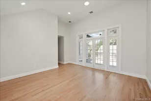 18 Pond Park Rd, Great Neck, NY 11023 - Photo 13
