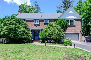 18 Pond Park Rd, Great Neck, NY 11023 - Photo 1