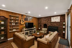 15 Duel Dr, Holbrook, NY 11741 - Photo 5