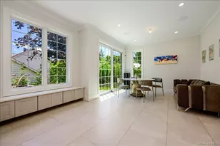 9 Greenway Ter, Great Neck, NY 11024 - Photo 13