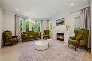 9 Greenway Ter, Great Neck, NY 11024 - Photo 5