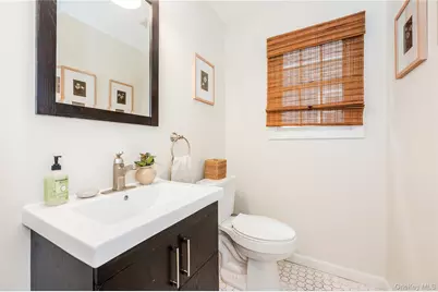 33 Vermont Street, Long Beach, NY 11561 - Photo 15