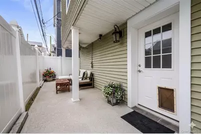33 Vermont Street, Long Beach, NY 11561 - Photo 27