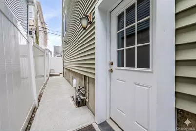 33 Vermont Street, Long Beach, NY 11561 - Photo 31