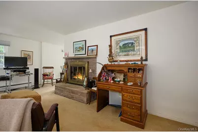 21 Elmwood Road, South Salem, NY 10590 - Photo 5
