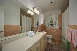 21 Elmwood Rd, South Salem, NY 10590 - Photo 15