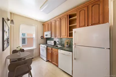 5038 47th Street, Sunnyside, NY 11377 - Photo 9