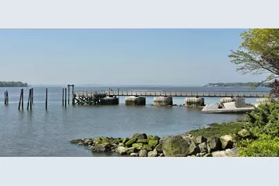 328 Manor Road, Douglaston, NY 11363 - Photo 29