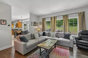 29 Dunderberg Rd, Tomkins Cove, NY 10986 - Photo 9