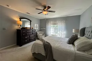 33 Daremy Cir, Medford, NY 11763 - Photo 15