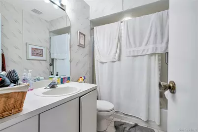 33 Cameo Road, Commack, NY 11725 - Photo 9