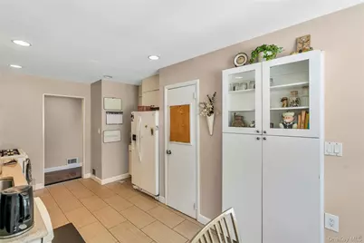 33 Cameo Road, Commack, NY 11725 - Photo 7