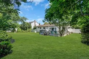 33 Cameo Rd, Commack, NY 11725 - Photo 21
