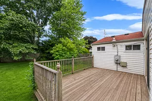 14 Urn Ct, Brentwood, NY 11717 - Photo 27