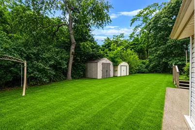 14 Urn Court, Brentwood, NY 11717 - Photo 31