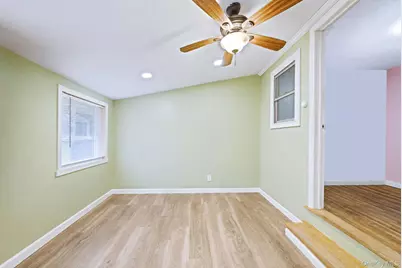14 Urn Court, Brentwood, NY 11717 - Photo 19