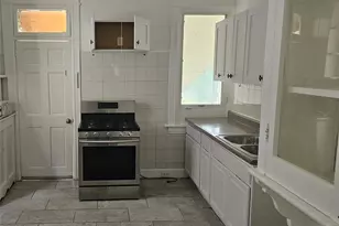 33 Cliff Ave, Yonkers, NY 10705 - Photo 9