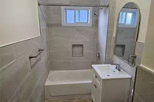 33 Cliff Ave, Yonkers, NY 10705 - Photo 7