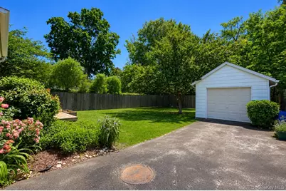 105 4th Avenue, East Northport, NY 11731 - Photo 25