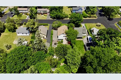 105 4th Avenue, East Northport, NY 11731 - Photo 27