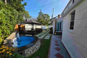 30 Aberdeen Rd, New Hyde Park, NY 11040 - Photo 19