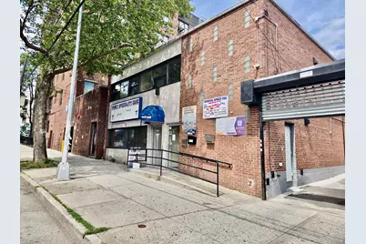 8811 169th Street, Jamaica, NY 11432 - Photo 11