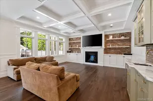 66 Liberty Ave, Rockville Centre, NY 11570 - Photo 13