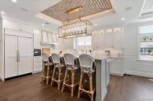 66 Liberty Ave, Rockville Centre, NY 11570 - Photo 11