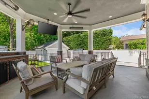 66 Liberty Ave, Rockville Centre, NY 11570 - Photo 31