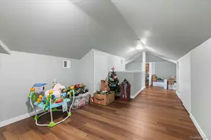 66 Liberty Ave, Rockville Centre, NY 11570 - Photo 29