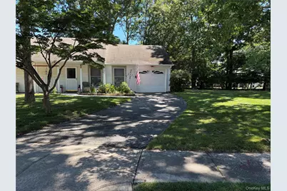 152B Laurance Lane, Ridge, NY 11961 - Photo 1