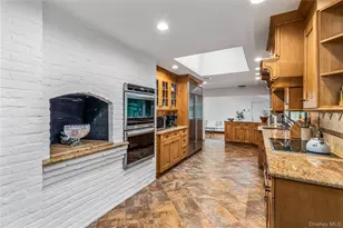 19 Tappentown Ln, Brookville, NY 11545 - Photo 5