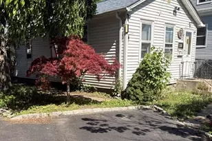 23 Landscape Dr, Wheatley Heights, NY 11798 - Photo 15