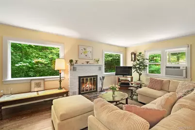 1017 Quaker Bridge Road E, Croton on Hudson, NY 10567 - Photo 3