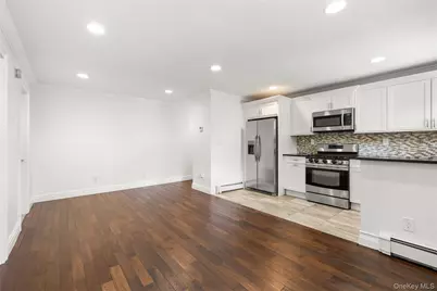 147 Fairharbor Drive #147, Patchogue, NY 11772 - Photo 5