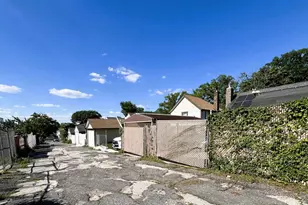 82-30 168th St, Jamaica, NY 11432 - Photo 31