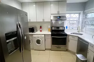 82-30 168th St, Jamaica, NY 11432 - Photo 9