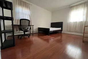 82-30 168th St, Jamaica, NY 11432 - Photo 11