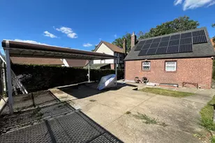 82-30 168th St, Jamaica, NY 11432 - Photo 29