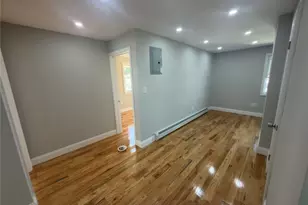 121-19 Merrill St, Springfield Gardens, NY 11434 - Photo 9