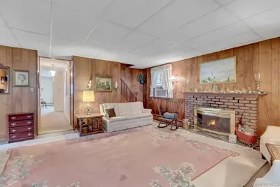 16 Texas Court, Syosset, NY 11791 - Photo 11