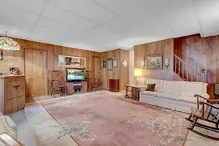 16 Texas Ct, Syosset, NY 11791 - Photo 13